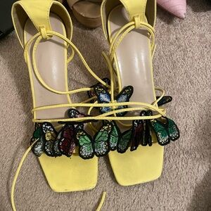 Cute yellow wrap heels